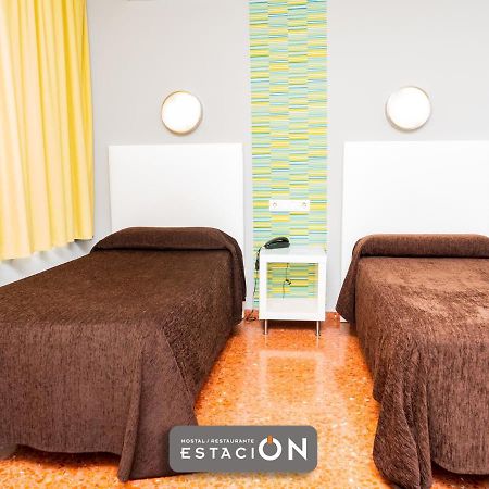 Hostal Restaurante Estacion Jaén Zewnętrze zdjęcie