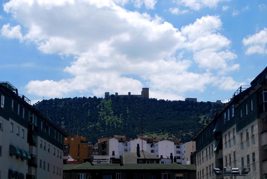 Hostal Restaurante Estacion Jaén Zewnętrze zdjęcie